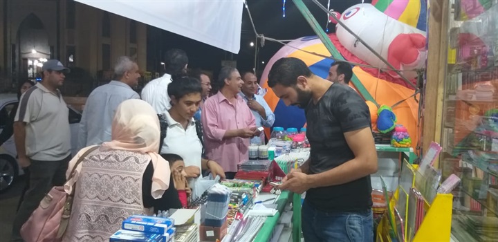 بالصور.. إقبال كثيف علي معرض "مستقبل وطن" للأدوات المدرسية بكفر الشيخ
