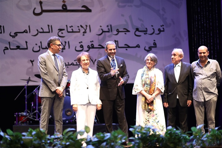 بالصور.. كلبش 3 ولمس أكتاف وبركة تحصد جوائز قومي حقوق الإنسان للأعمال الدرامية المتميزة بالصور.. كلبش 3 ولمس أكتاف وبركة تحصد جوائز قومي حقوق الإنسان للأعمال الدرامية المتميزة