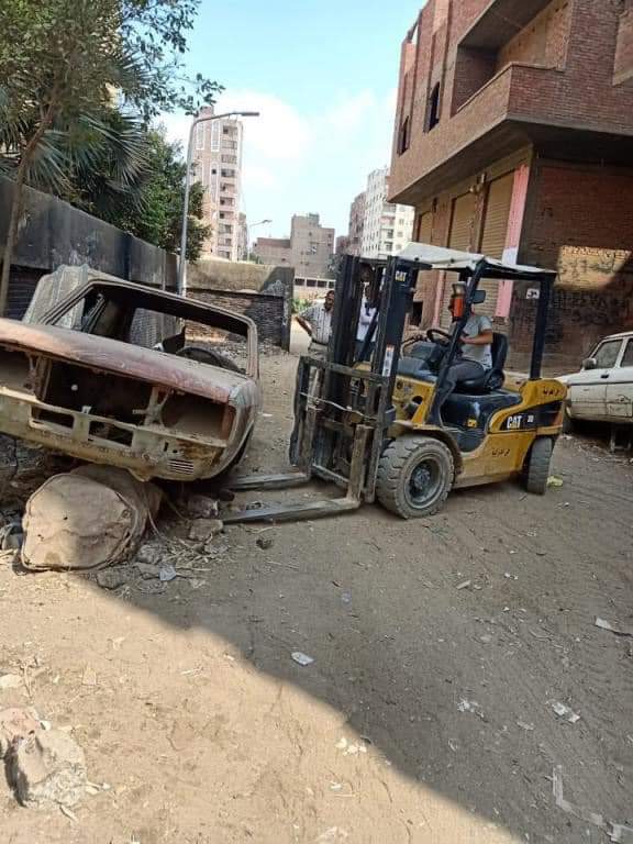 محافظ الجيزة: رفع الإشغالات بحرم الدائرى ببولاق الدكرور وتحويل 13 من العاملين بوحده أبو غالب الصحية للتحقيق لتغيبهم 