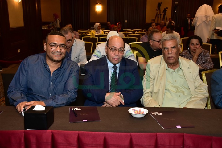 بالصور.. المؤتمر الصحفي لجائزة راشد بن حمد للإبداع في دورته الثانية بالصور.. المؤتمر الصحفي لجائزة راشد بن حمد للإبداع في دورته الثانية