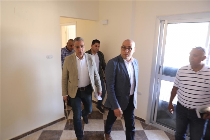 محافظ سوهاج ووزير الأسكان يتفقدان مشروعات الإسكان بمدينة سوهاج الجديدة