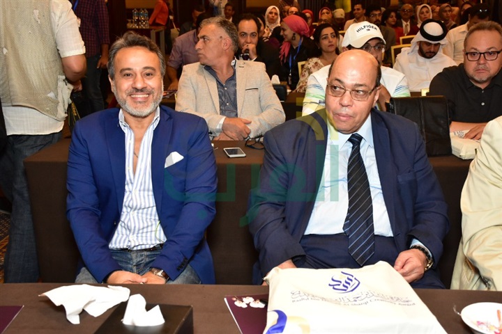 بالصور.. المؤتمر الصحفي لجائزة راشد بن حمد للإبداع في دورته الثانية بالصور.. المؤتمر الصحفي لجائزة راشد بن حمد للإبداع في دورته الثانية