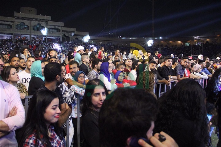 بالصور.. حفل تامر حسني بالصاله المغطاة بمدينة نصر
