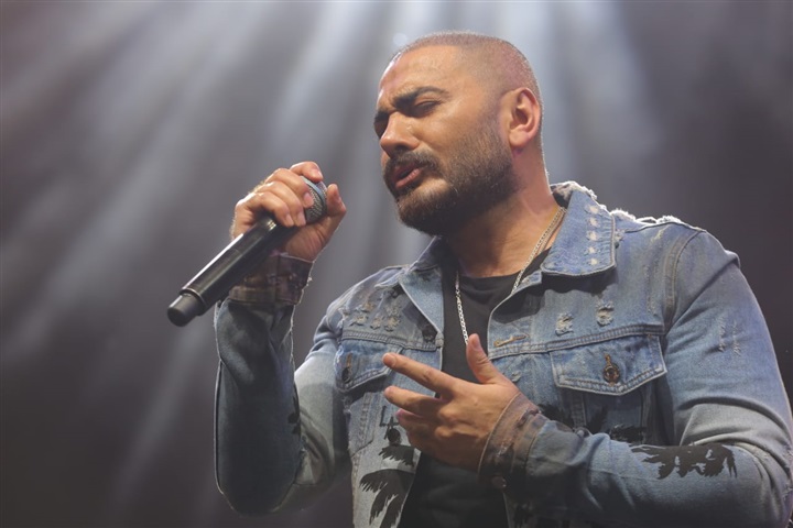 بالصور.. حفل تامر حسني بالصاله المغطاة بمدينة نصر بالصور.. حفل تامر حسني بالصاله المغطاة بمدينة نصر