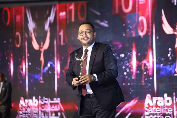 بالصور.. تكريم نجوم الفن والاعلام بحفل مهرجان القنوات الفضائية بالصور.. تكريم نجوم الفن والاعلام بحفل مهرجان القنوات الفضائية
