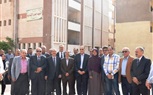 محافظ الشرقية يباشر العملية الدراسية بمدرسة الشهيد حمدى بمنيا القمح 