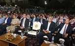 محافظ سوهاج يكرم 300 طالب وطالبة من المتفوقين خلال الحفل السنوي للتربية والتعليم   