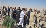 محافظ أسيوط يتقدم الجنازة العسكرية للشهيد البطل 