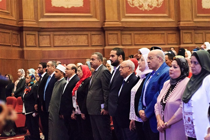 بالصور.. الجامعة البريطانية تحتفل بيوم التمريض العالمي وتكرم 600 من "ملائكة الرحمة"