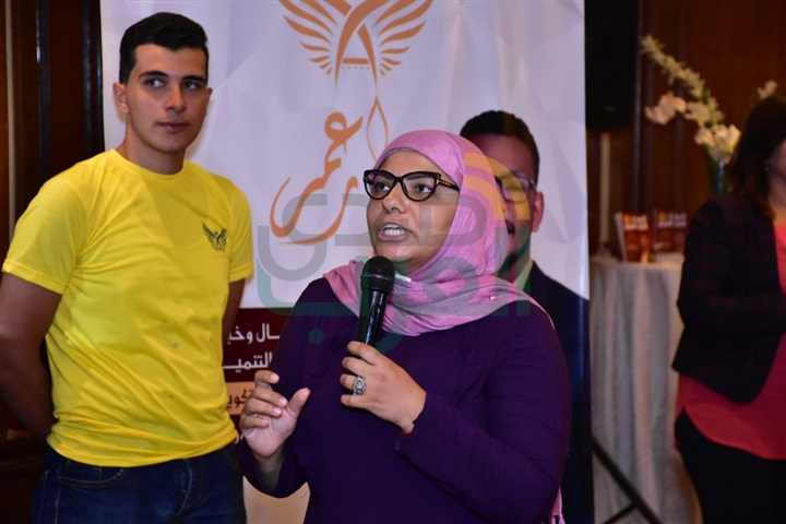 بالصور.. توقيع كتاب «الأسرار الـ7 للثراء السريع» لـ«عمار عمر» 