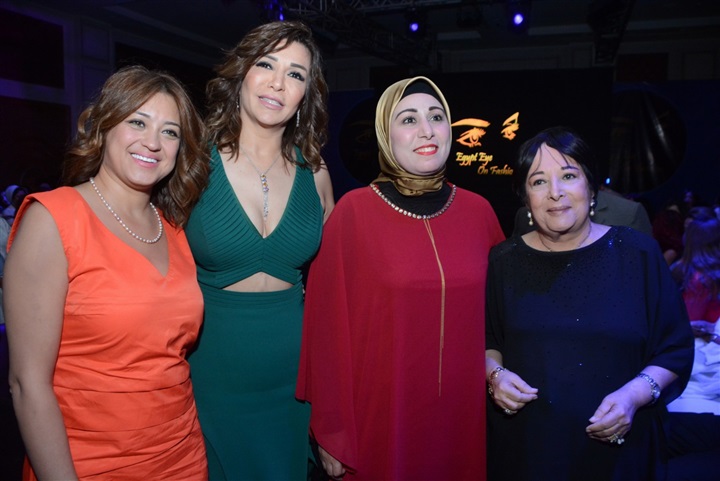 أحمد زاهر وكرارة وراندا البحيري في حفل ايجيبت اي بالتجمع أحمد زاهر وكرارة وراندا البحيري في حفل ايجيبت اي بالتجمع