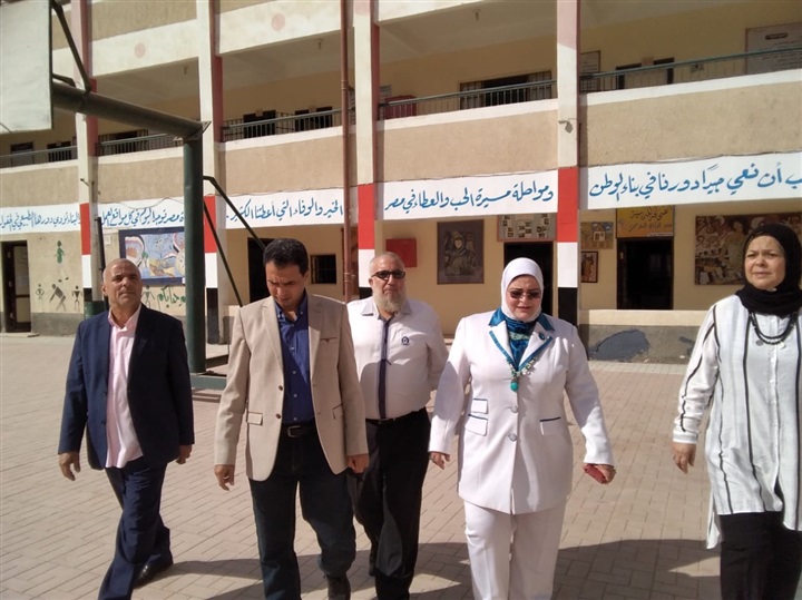 بالصور.. انطلاق العام الدراسي الجديد في 2200 مدرسة بكفر الشيخ واسبتعاد مدير مدرستين