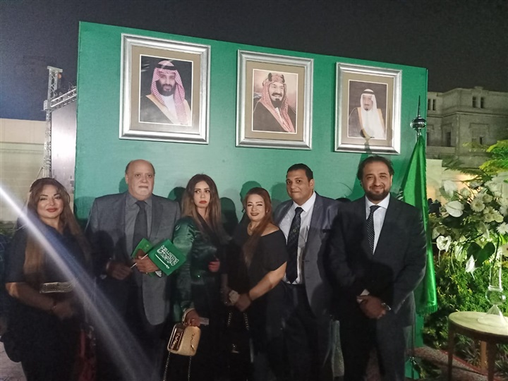 بالصور.. رئيس الوزراء وكبار رجال الدولة يحتفلون باليوم الوطنى الـ89 للمملكة بالصور.. رئيس الوزراء وكبار رجال الدولة يحتفلون باليوم الوطنى الـ89 للمملكة
