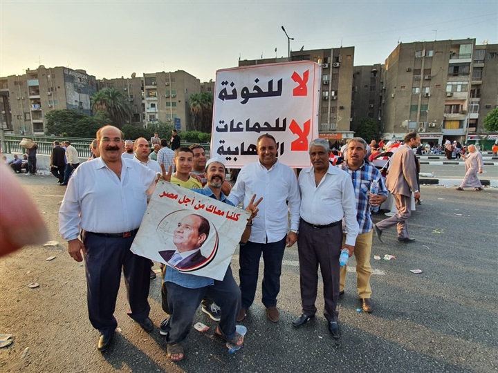 إرادة جيل في مظاهرات تأييد الرئيس السيسي في المنصة