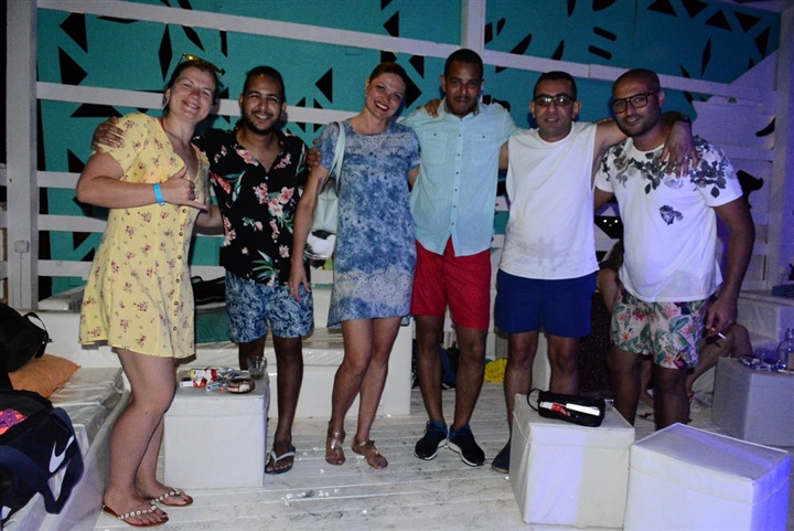 بالصور.. نجوم العالم فى الديجيهات يشعلون حفل شاطى "Vibesbeach" بالبحر الأحمر بالصور.. نجوم العالم فى الديجيهات يشعلون حفل شاطى "Vibesbeach" بالبحر الأحمر
