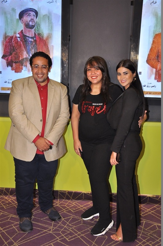 مى كساب تحتفل بعرض فيلم الطيب والشرس والللعوب مع الجمهور مى كساب تحتفل بعرض فيلم الطيب والشرس والللعوب مع الجمهور