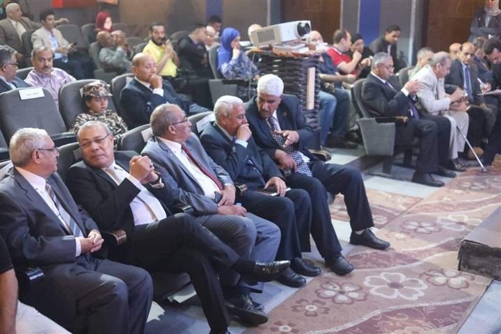 بالصور.. تكريم أبطال حرب أكتوبر فى احتفال القومى للمسرح بذكرى النصر بالصور.. تكريم أبطال حرب أكتوبر فى احتفال القومى للمسرح بذكرى النصر