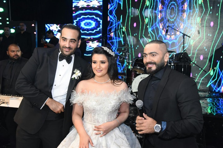 مدام هالة سرور والشيخ سعود عبد العزيز والدكتور مجدي مرشد في فرح مازن و ايه مدام هالة سرور والشيخ سعود عبد العزيز والدكتور مجدي مرشد في فرح مازن و ايه