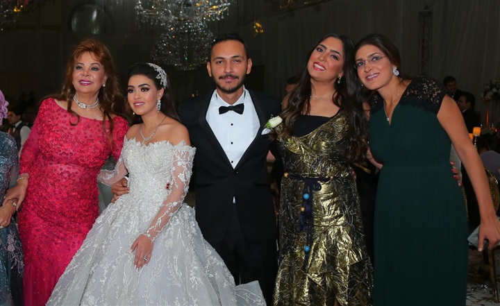 بالصور.. تامر حسني وأحمد عصام يشعلان زفاف "شهد إسماعيل" و"عمرو أحمد" بحضور صفاء أبو السعود وبسمة وهبة وزينة بالصور.. تامر حسني وأحمد عصام يشعلان زفاف "شهد إسماعيل" و"عمرو أحمد" بحضور صفاء أبو السعود وبسمة وهبة وزينة