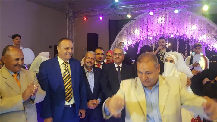 بالصور.. رئيس رابطة الصحفيين بكفر الشيخ يحتفل بزفاف نجله بحضور قيادات حزبية وشخصيات عامة بالصور.. رئيس رابطة الصحفيين بكفر الشيخ يحتفل بزفاف نجله بحضور قيادات حزبية وشخصيات عامة