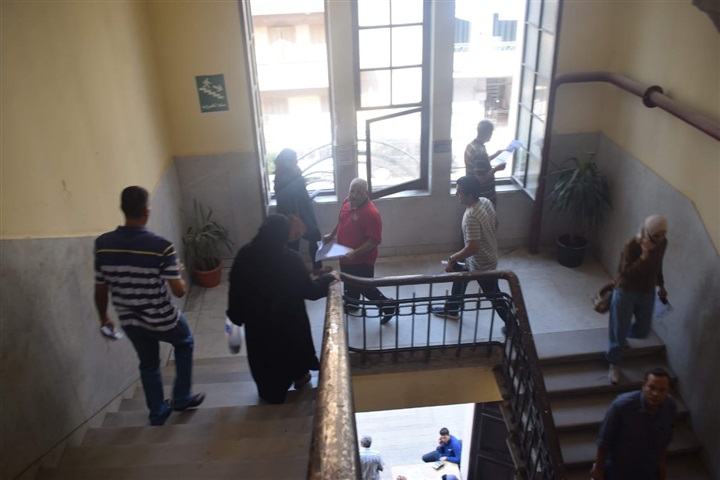 رئيس جامعة بنها: فتح سلم مبنى الإدارة بالكامل أمام المترددين والعاملين