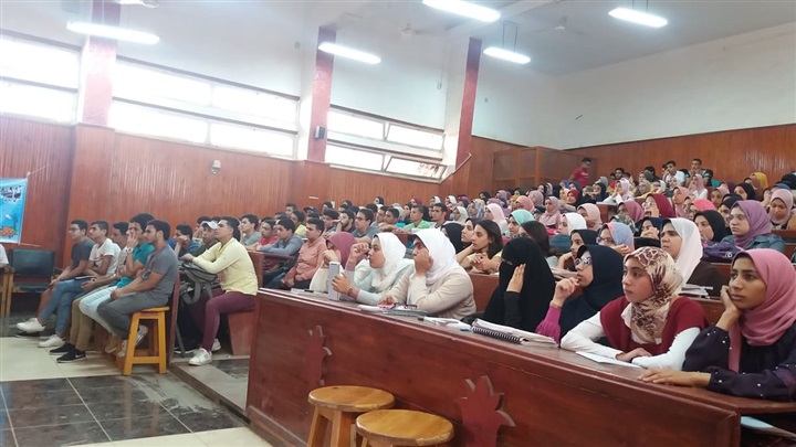 بالصور.. انطلاق مبادرة الابداع والتفوق في العلوم لطلاب الثانوية العامة بكفر الشيخ