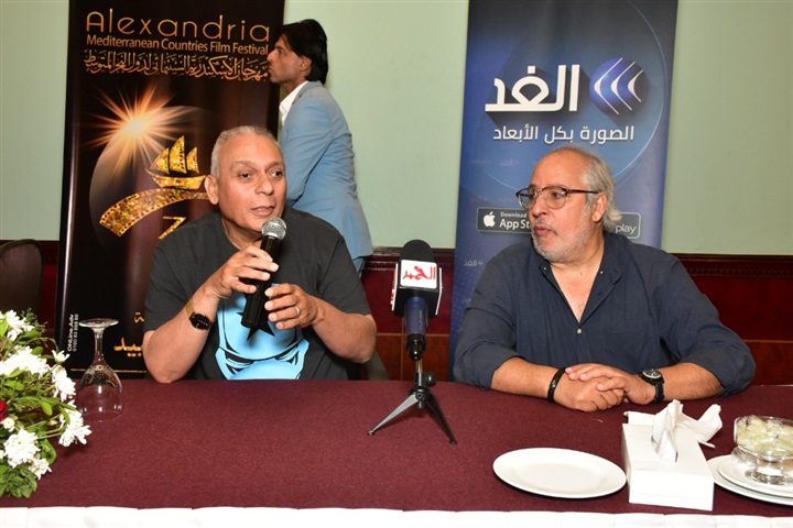 في ندوة فيلم "حريق أوبرا القاهرة".. كمال عبد العزيز: الفيلم بمثابة توثيق لذكريات أبطاله في ندوة فيلم "حريق أوبرا القاهرة".. كمال عبد العزيز: الفيلم بمثابة توثيق لذكريات أبطاله