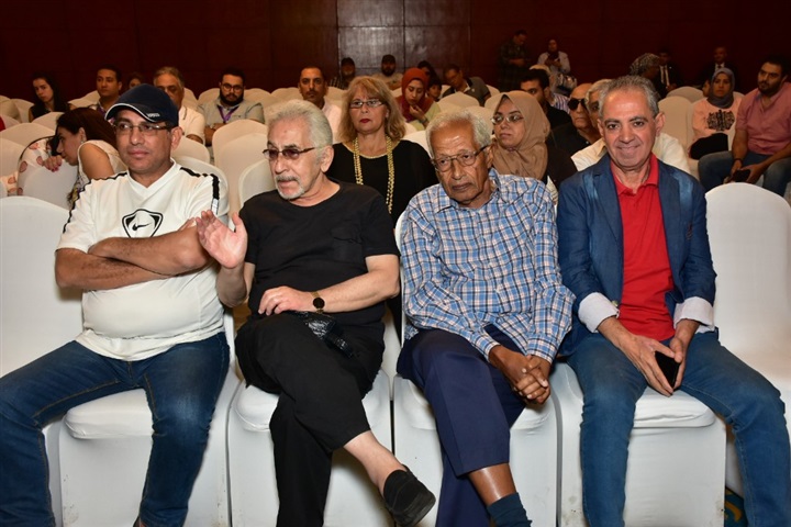 في ندوة فيلم "حريق أوبرا القاهرة".. كمال عبد العزيز: الفيلم بمثابة توثيق لذكريات أبطاله في ندوة فيلم "حريق أوبرا القاهرة".. كمال عبد العزيز: الفيلم بمثابة توثيق لذكريات أبطاله