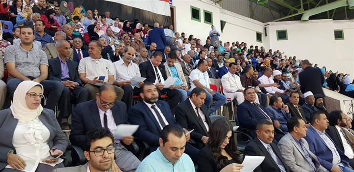 "الزملوط" يشهد احتفالية الزفاف الجماعي لعدد 26 عريس وعروسة