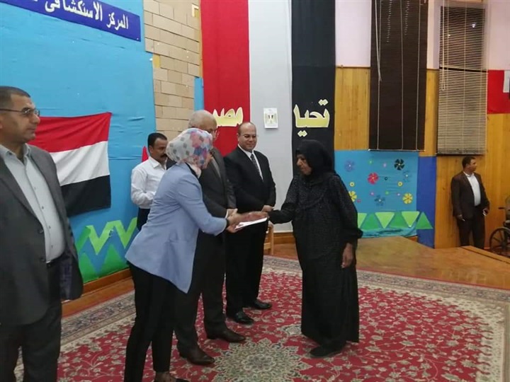 "الزملوط": يشهد إحتفالية تكريم شهداء ومصابي الحروب بالداخلة