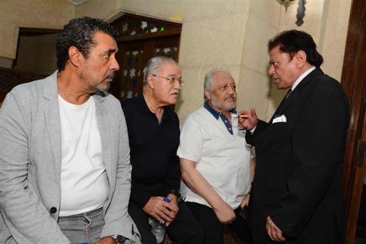 عزاء والدة المخرج محمد النقلي بحضور نجوم الفن عزاء والدة المخرج محمد النقلي بحضور نجوم الفن
