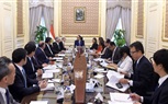 رئيس الوزراء يلتقى رئيس شركة 