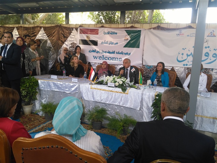 محافظ الجيزة يفتتح سوق زنين الحضارى ببولاق الدكرور محافظ الجيزة يفتتح سوق زنين الحضارى ببولاق الدكرور
