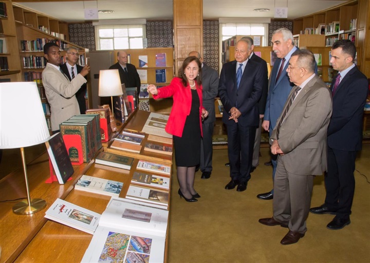 الجامعة العربية تُهدي مكتبة جامعة "الموصل" العراقية أكثر من 3 آلاف كتاب