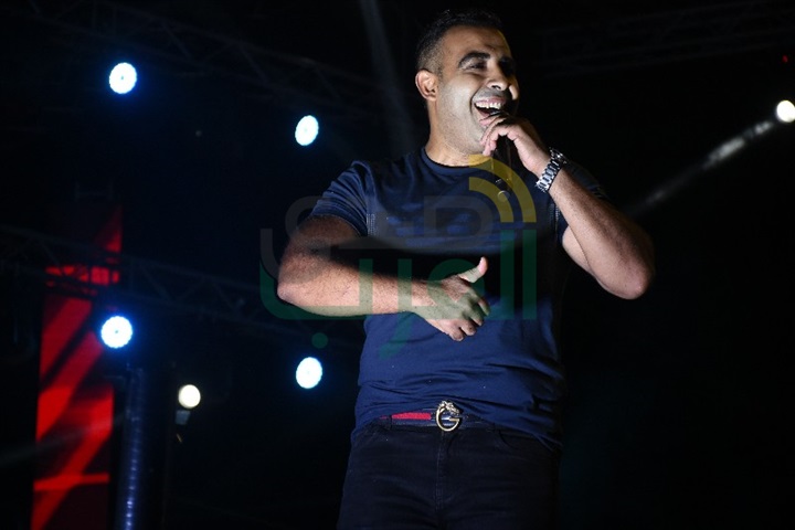 العسيلي يختتم حفل الجامعة المصرية الصينية بأجمل أغنياته العسيلي يختتم حفل الجامعة المصرية الصينية بأجمل أغنياته