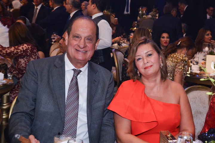 بالصور.. عمرو دياب يشعل زفاف نجل هاني شاكر وكريمة اللواء هاني عمر بحضور الوزراء و نجوم الفن والمشاهير بالصور.. عمرو دياب يشعل زفاف نجل هاني شاكر وكريمة اللواء هاني عمر بحضور الوزراء و نجوم الفن والمشاهير