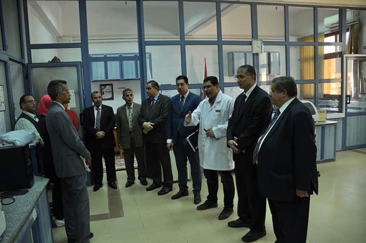 بالصور.. وفد أفضل "جامعة" يزور كفر الشيخ لتفقد المباني والكليات