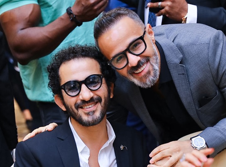 بالصور.. حماقي يشعل احتفالية "تسير زواج الفتيات" بدويتو "واحدة واحدة " مع أحمد حلمي و"أم الدنيا" بالصور.. حماقي يشعل احتفالية "تسير زواج الفتيات" بدويتو "واحدة واحدة " مع أحمد حلمي و"أم الدنيا"