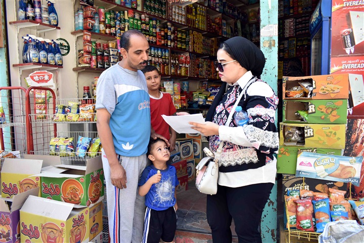 بالصور.. مياه سوهاج تستطلع أراء المواطنين لتحسين جودة الخدمات المقدمة