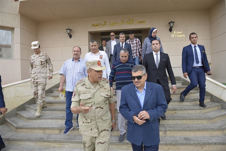 الفريق أسامة ربيع يتفقد الوحدات السكنية المخصصة للهيئة بمدينة الإسماعيلية الجديدة
