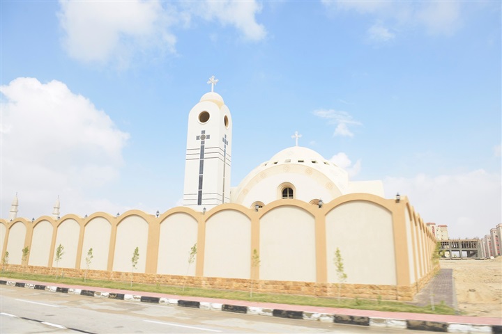 الفريق أسامة ربيع يتفقد الوحدات السكنية المخصصة للهيئة بمدينة الإسماعيلية الجديدة