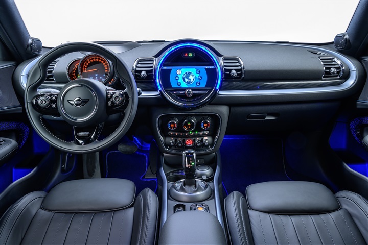 البافارية للسيارات تُطلق MINI CLUBMAN الجديدة لعام 2020 بالسوق المصرية البافارية للسيارات تُطلق MINI CLUBMAN الجديدة لعام 2020 بالسوق المصرية
