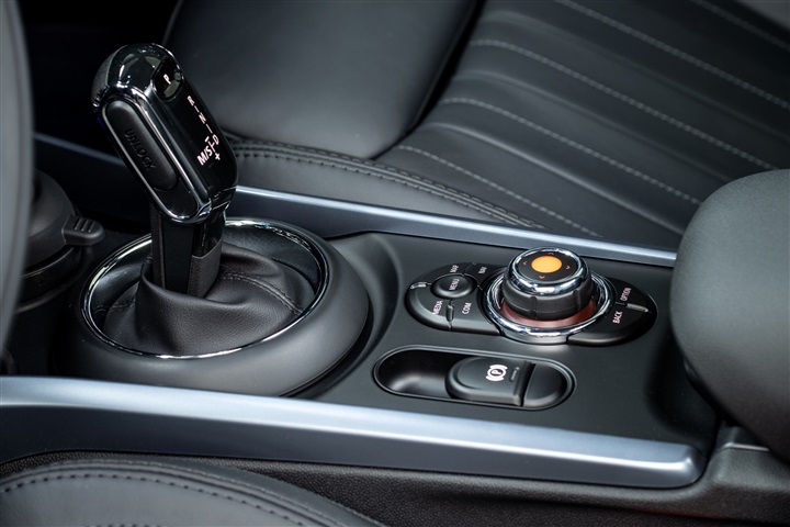 البافارية للسيارات تُطلق MINI CLUBMAN الجديدة لعام 2020 بالسوق المصرية البافارية للسيارات تُطلق MINI CLUBMAN الجديدة لعام 2020 بالسوق المصرية