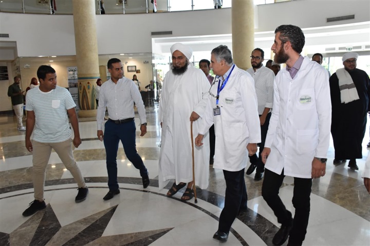 الحبيب علي الجفري يضع بصمة الدعم لمستشفي شفاء الأورمان لعلاج الأورام بالأقصر بزيارة مبهجة وإستقبال حافل من المرضي 