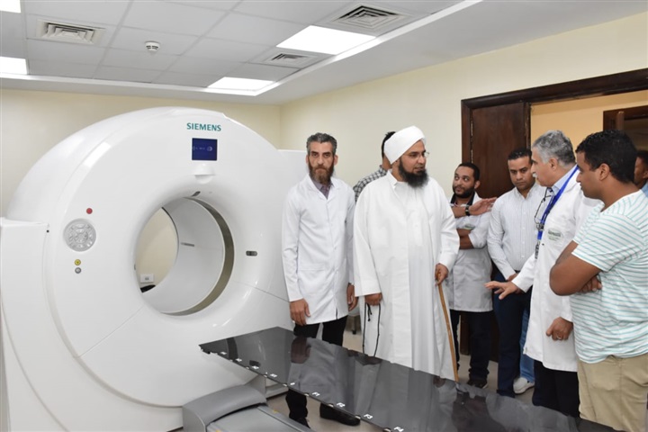 الحبيب علي الجفري يضع بصمة الدعم لمستشفي شفاء الأورمان لعلاج الأورام بالأقصر بزيارة مبهجة وإستقبال حافل من المرضي 
