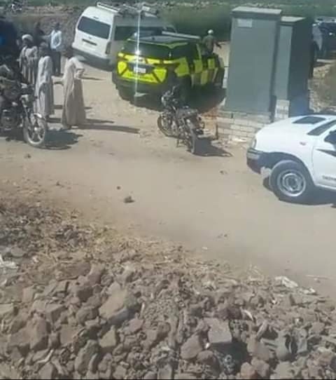 بالصور.. النيابة العامة تعاين موقع حادث قطار الأقصر وتستمع لأقوال المصابين