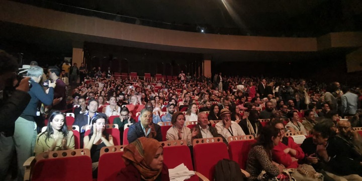 "نورا تحلم" كامل العدد في قرطاج لأول مرة جميع أفراد أسرة العمل في عرض معا "نورا تحلم" كامل العدد في قرطاج لأول مرة جميع أفراد أسرة العمل في عرض معا