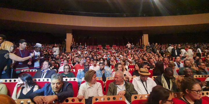 "نورا تحلم" كامل العدد في قرطاج لأول مرة جميع أفراد أسرة العمل في عرض معا "نورا تحلم" كامل العدد في قرطاج لأول مرة جميع أفراد أسرة العمل في عرض معا