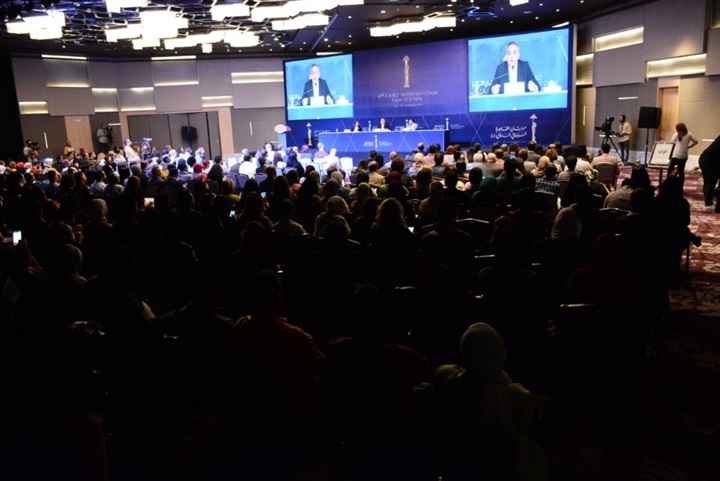 بحضور رئيس المهرجان.. مؤتمر للإعلان عن تفصيل مهرجان القاهره السينمائي الدولي للدوه ٤١ بحضور رئيس المهرجان.. مؤتمر للإعلان عن تفصيل مهرجان القاهره السينمائي الدولي للدوه ٤١