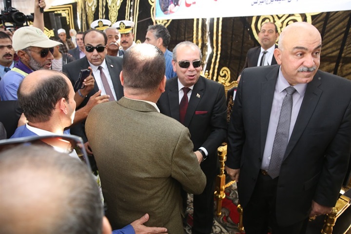 بالصور.. محافظ كفر الشيخ يطلق فعاليات الاحتفال بالعيد القومي بحضور قادة القوات البحرية بالبرلس